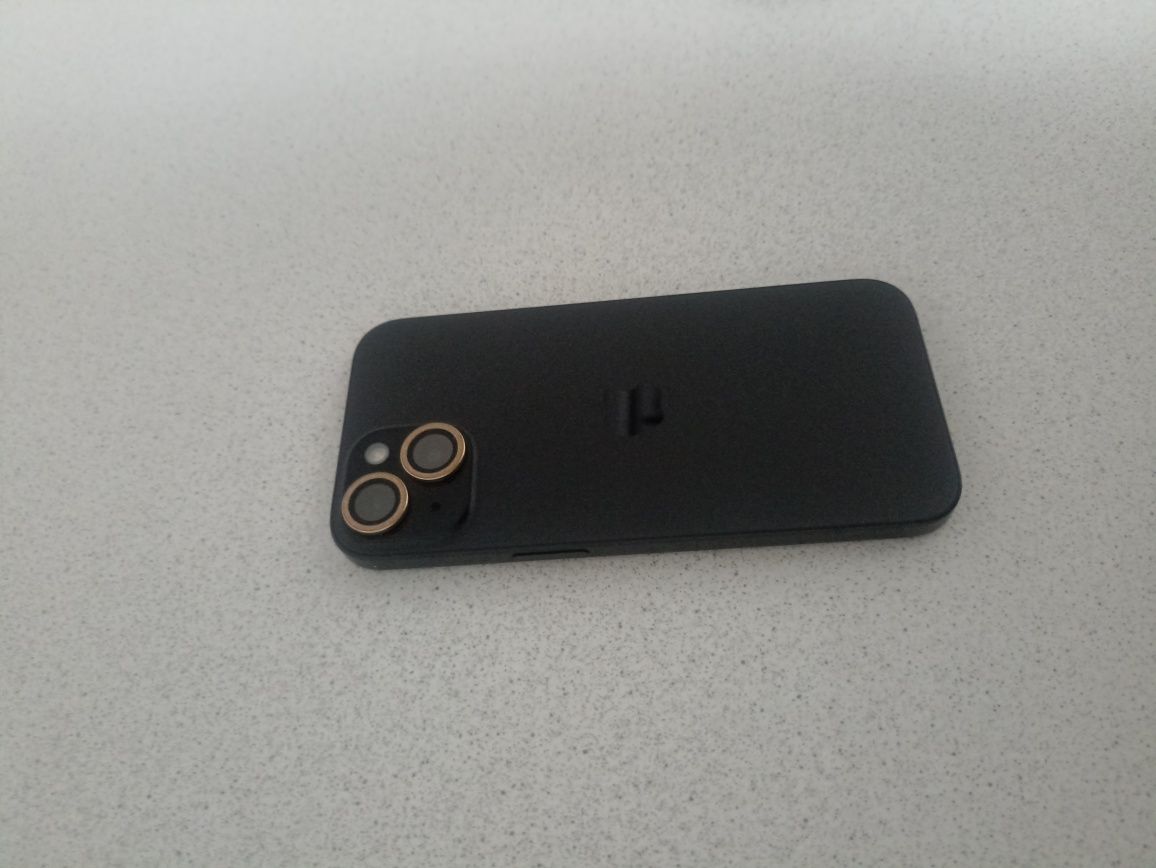 Продам айфон 15 128GB