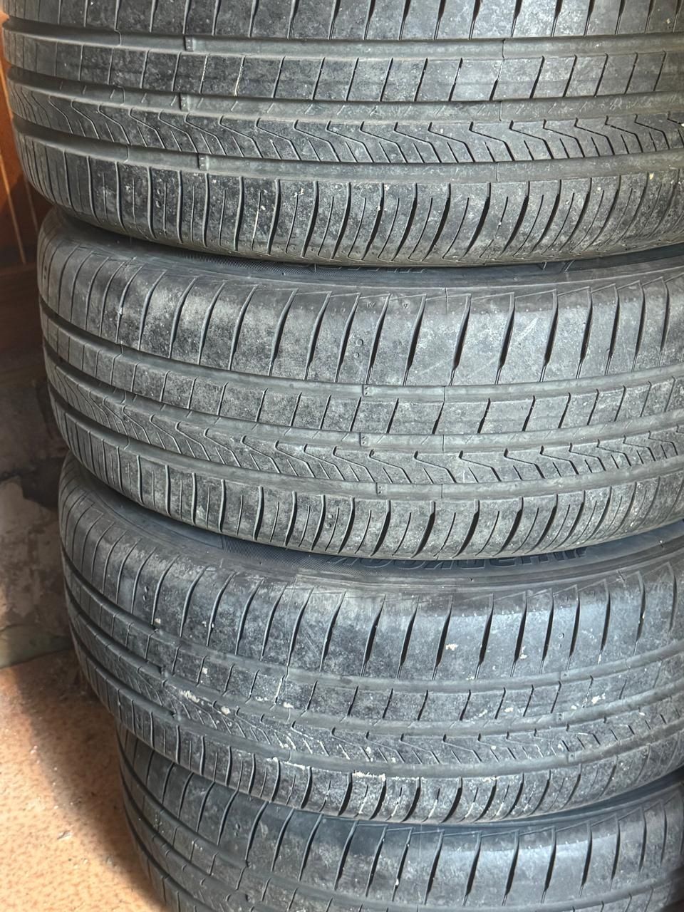 Продам комплект автошин с дисками размер R16