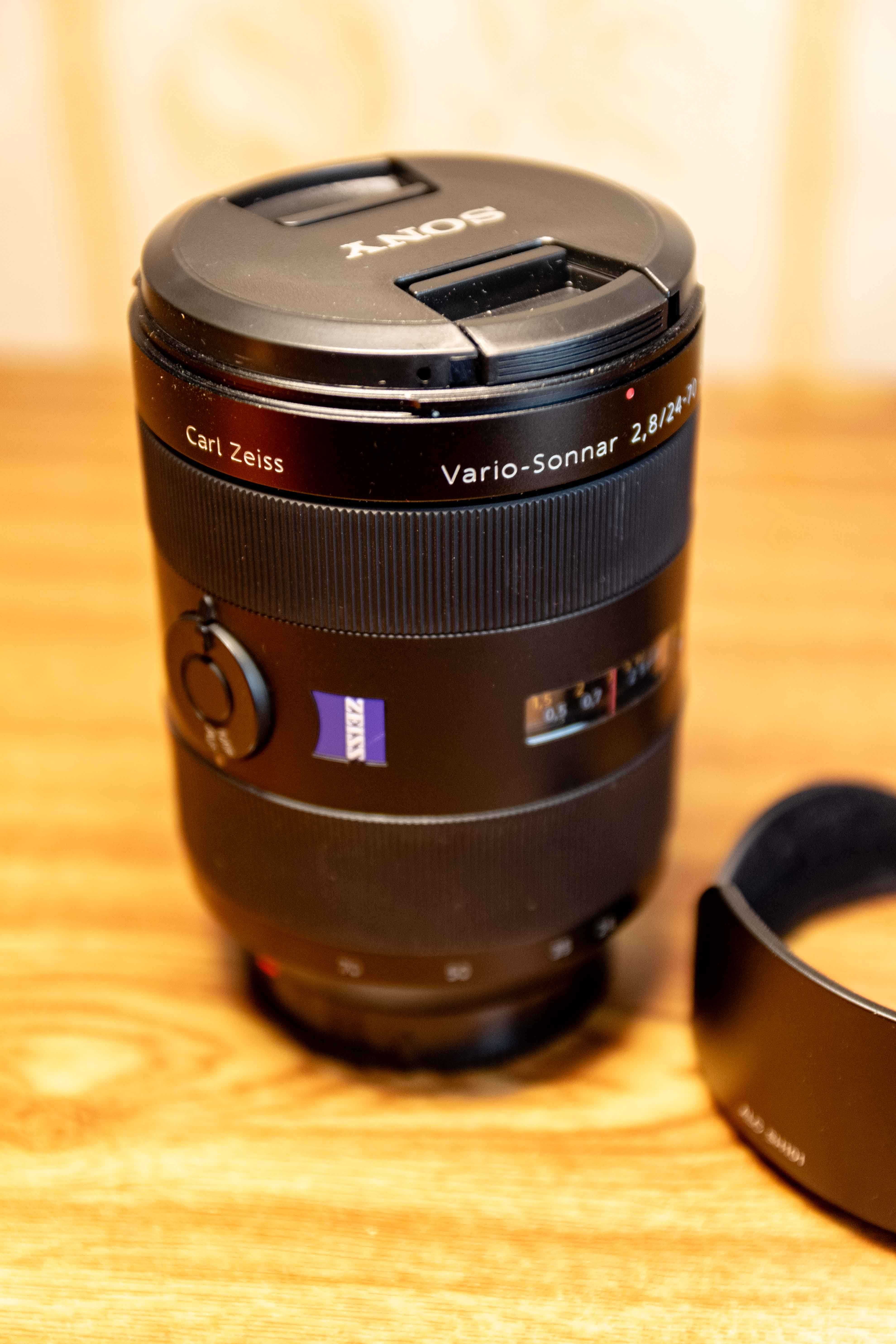 Sony Zeiss 24-70 f/2.8. Резкий, универсальный (байонет А)