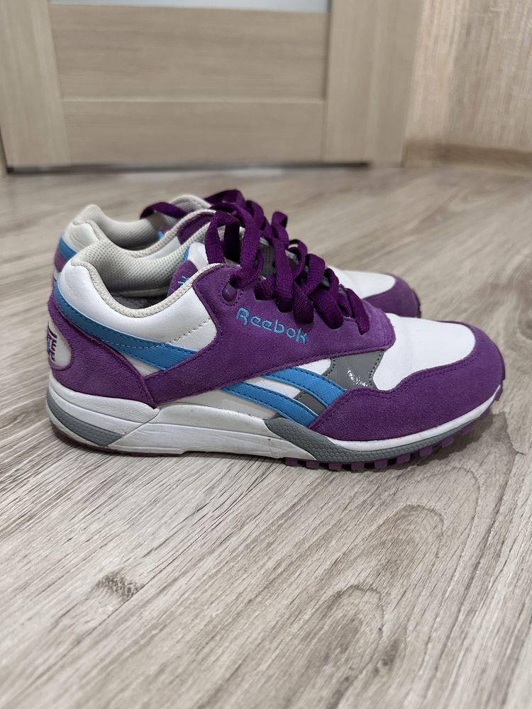 Кроссовки женские Reebok оригинал 35,5