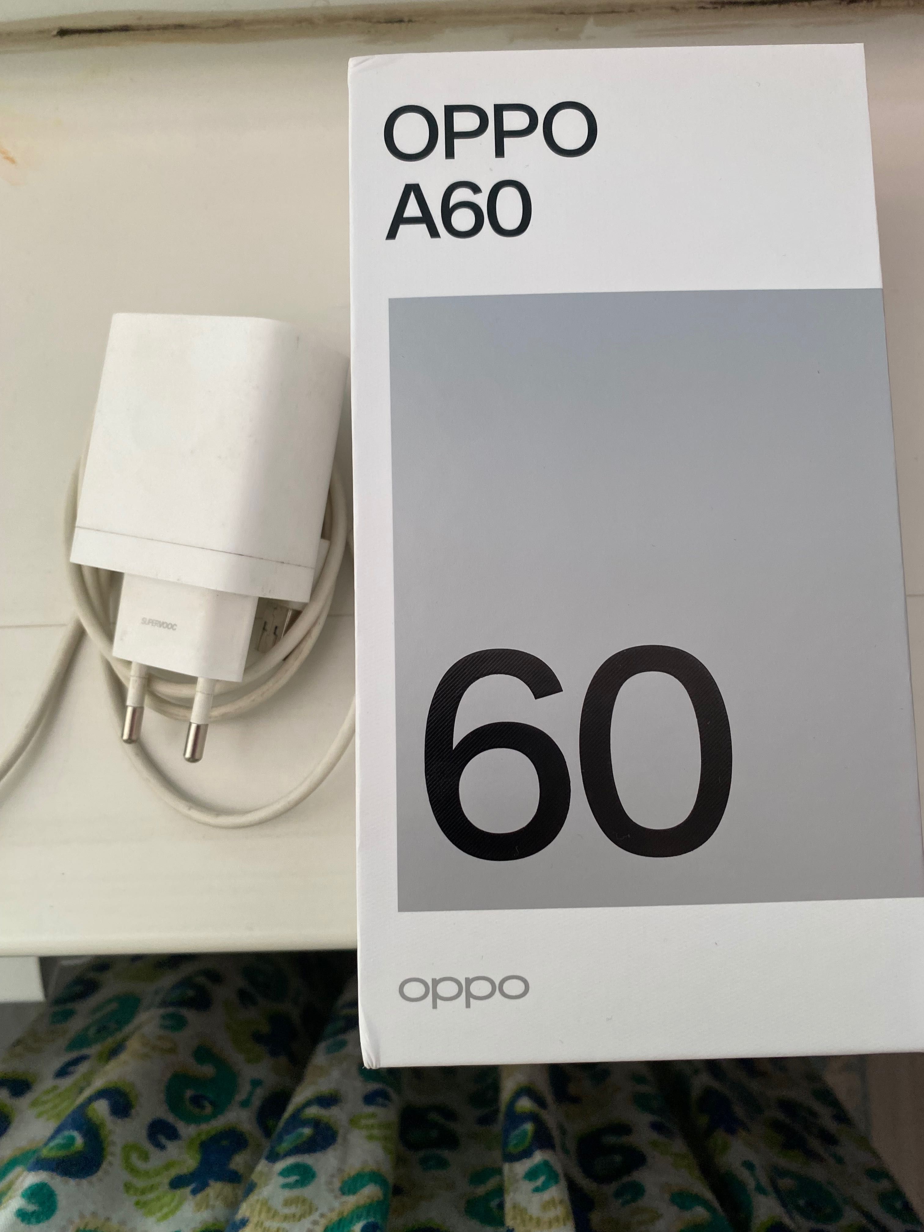 Oppo  A60 темно-синий 128 гб