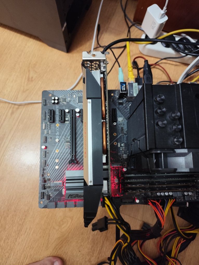 Продам Gainward GTX 1060 3gb dx12.1