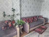 Продам диван с 2 креслами