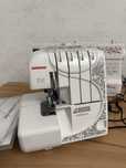 Продам Оверлок Janome ArtDecor 724D