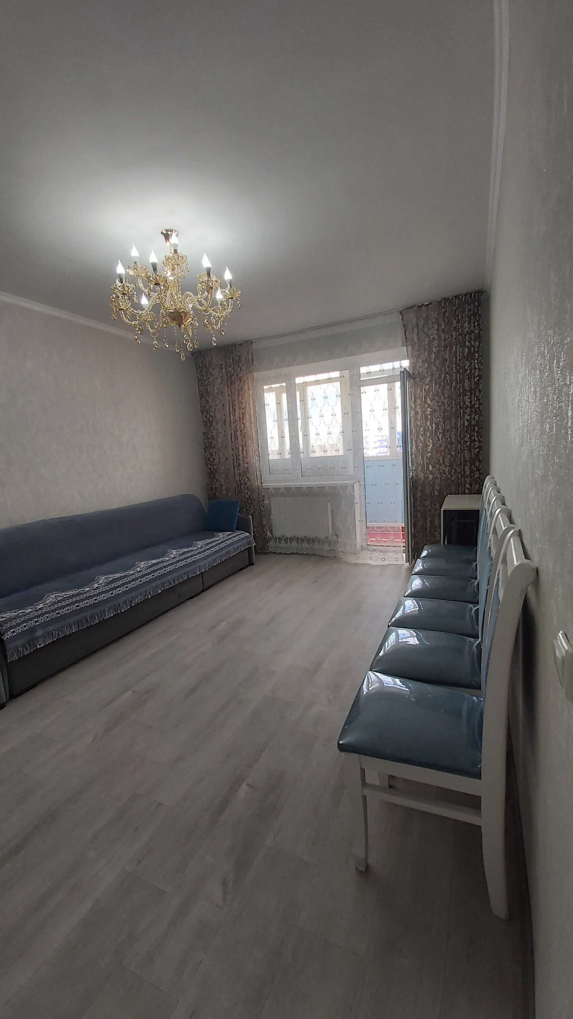 Продам 3-х комн. квартиру в новостройке по проспекту Шахтёров