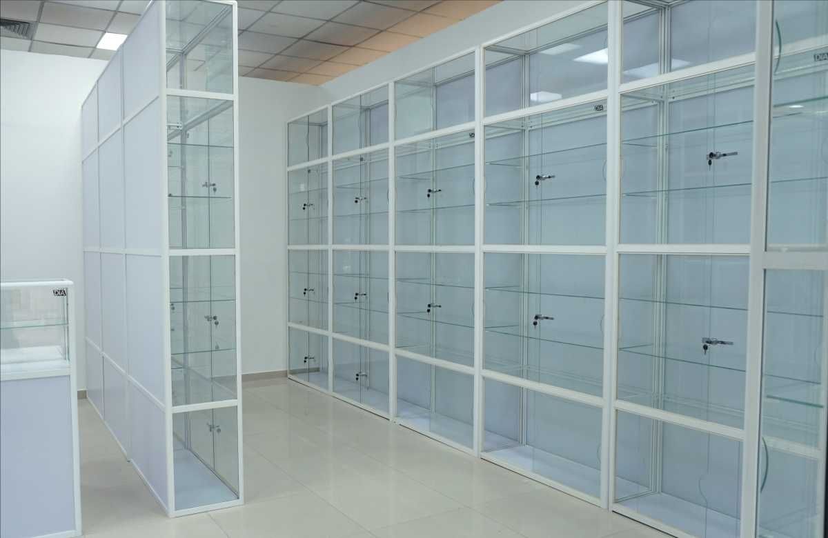 Прилавок витрина стеклянная из профиля, оборудование для магазина aevp
