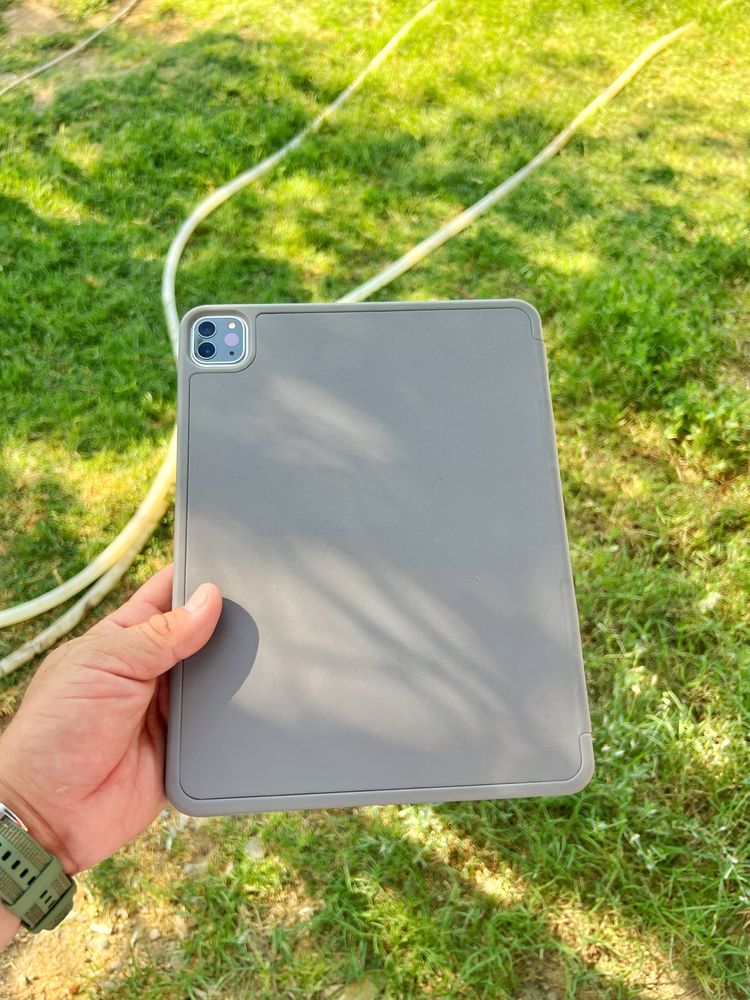 iPad pro 11 дюмовый (2-покол) Wi-Fi+Cellular 256 гб, ЕАС RK/A