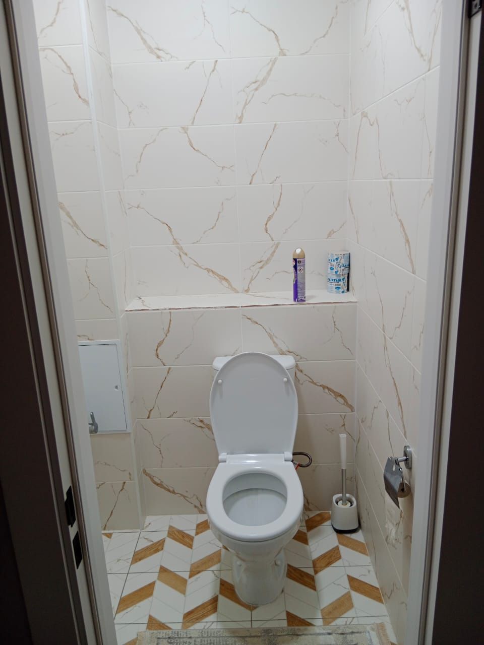 Продам квартиру 87 кв м в центре батыс 2