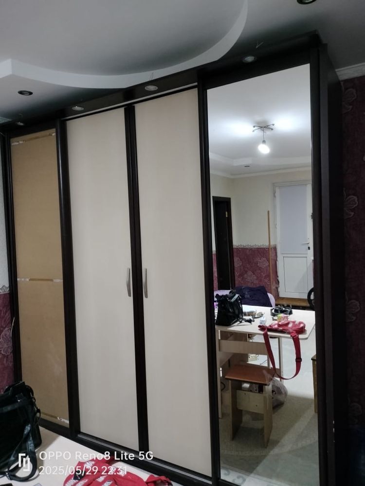 Продается шкаф в хорошем состоянии