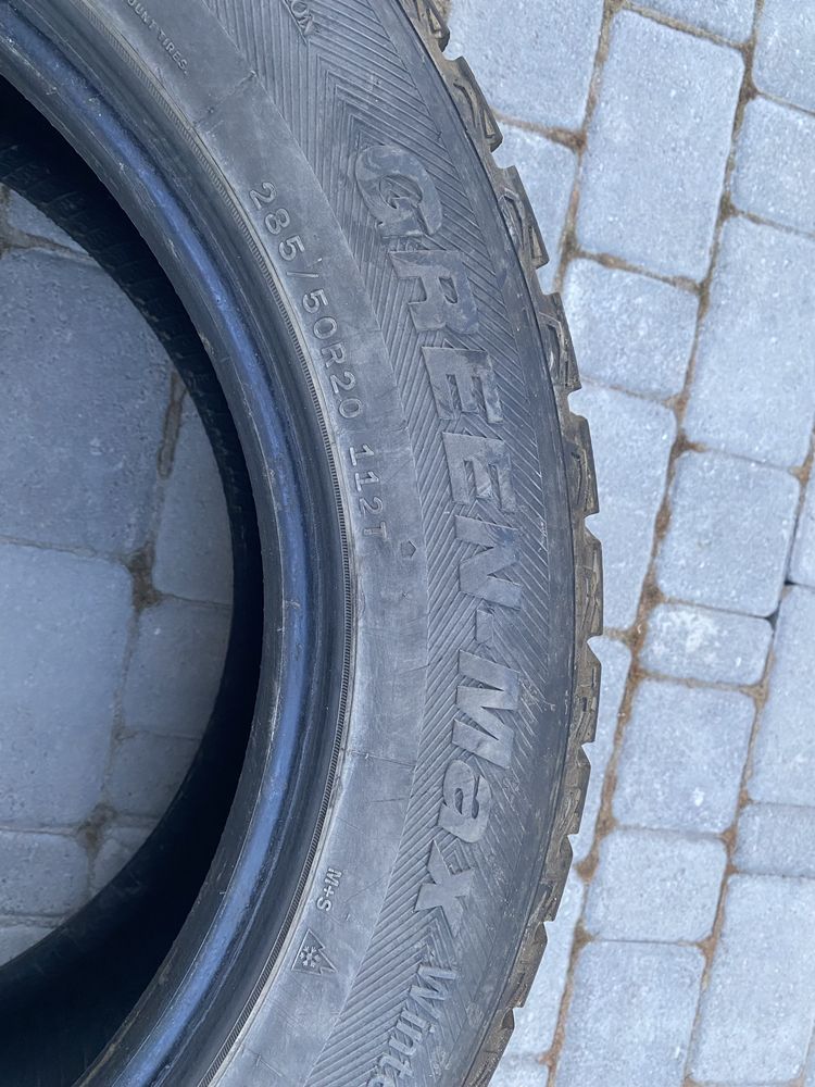 Продам резины R20