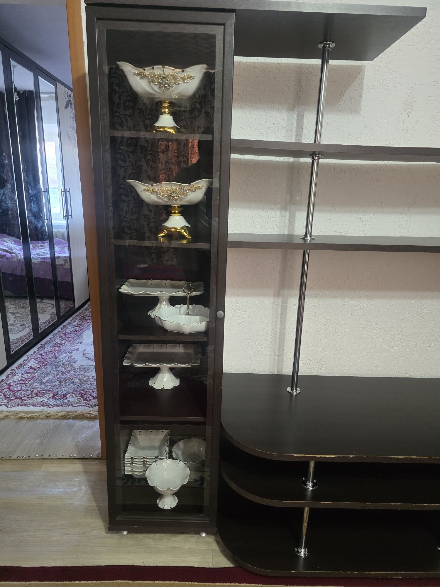 Горка для гостиной