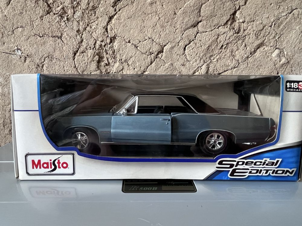 Продам коллекционную модель Pontiac GTO 1965