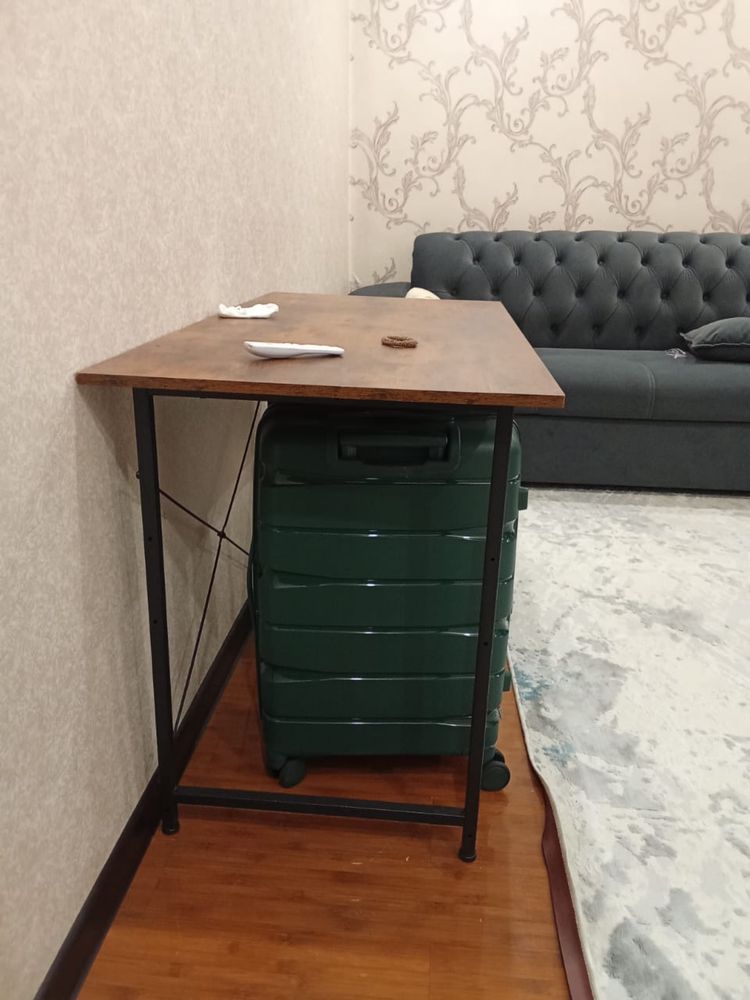 Стол компьютерный