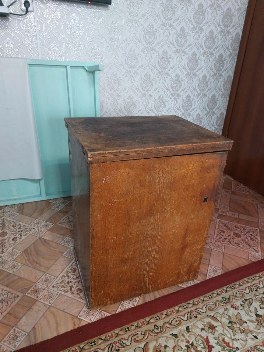 Продаётся швейная машина