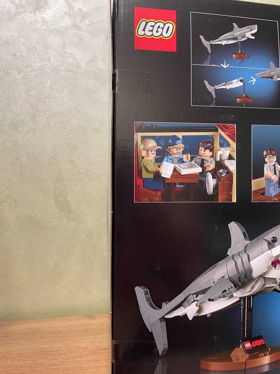 LEGO Icons: JAWS (Челюсти) (21350)
