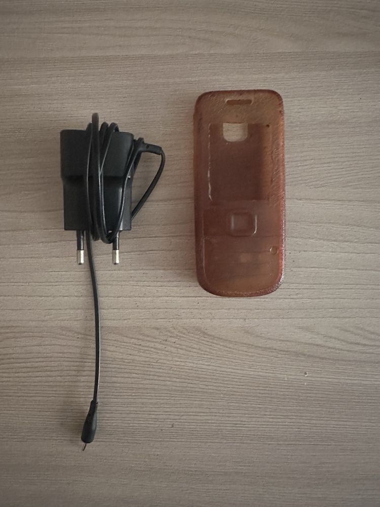 Nokia 2700 classic в полностью в рабочем состоянии