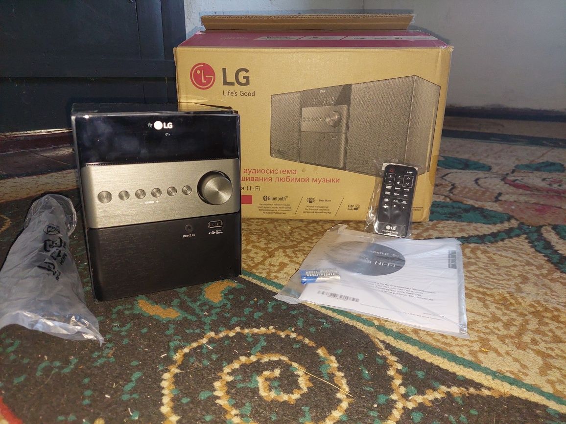 Продаю музыкальный центр LG CM1560 — USB, Bluetooth, CD, FM радио
