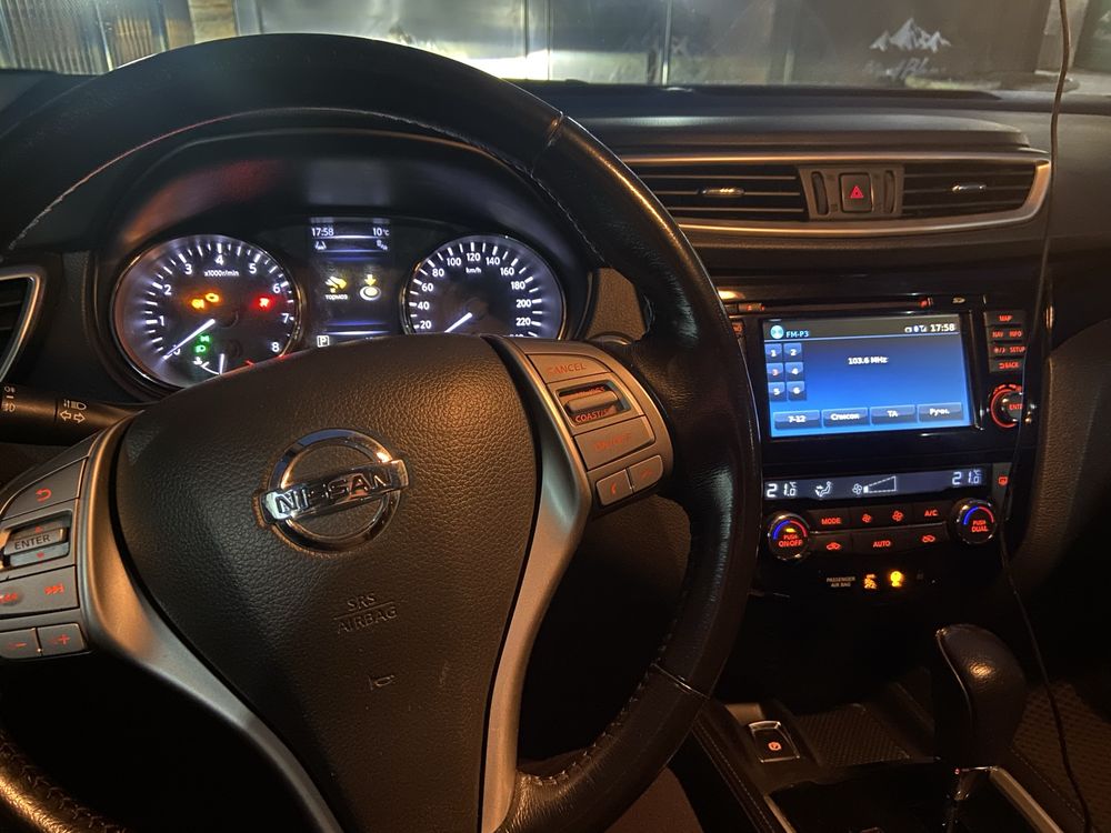 Nissan qashqai продам торг имеется. Обмена нет только продажа…………………..
