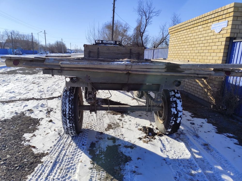 Продам прицеп Зиловский