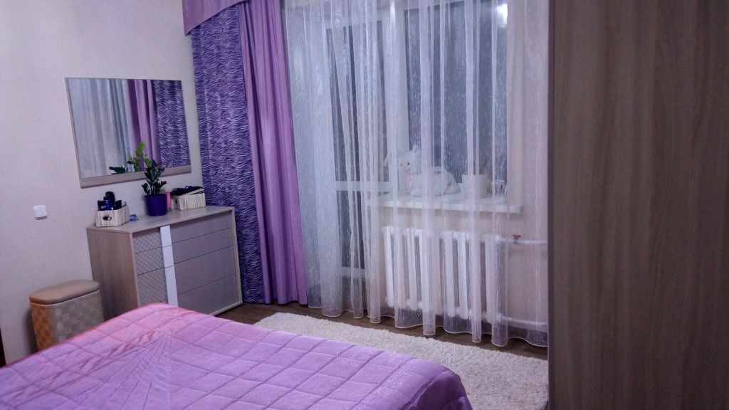 Спальный гарнитур срочно