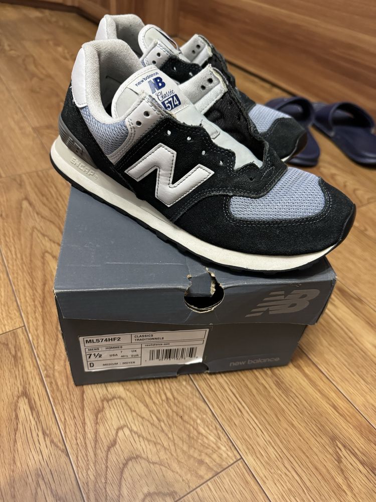 Продам кроссовки New Balance 574 Classic