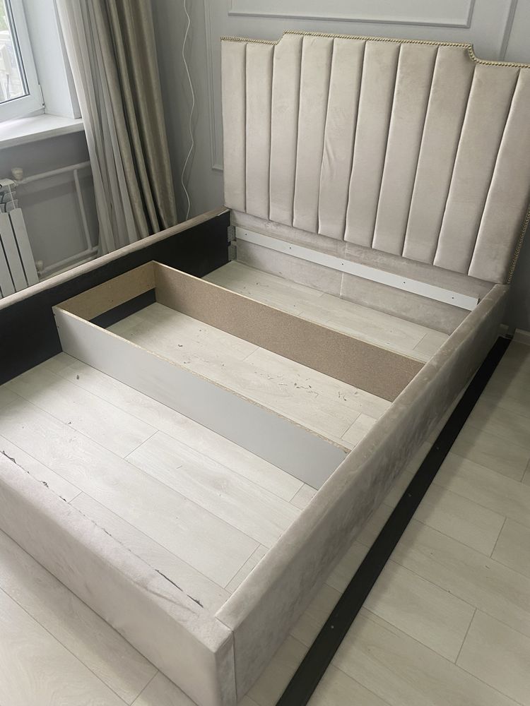 Продам БУ Кровать (почти как новая) Без матраса