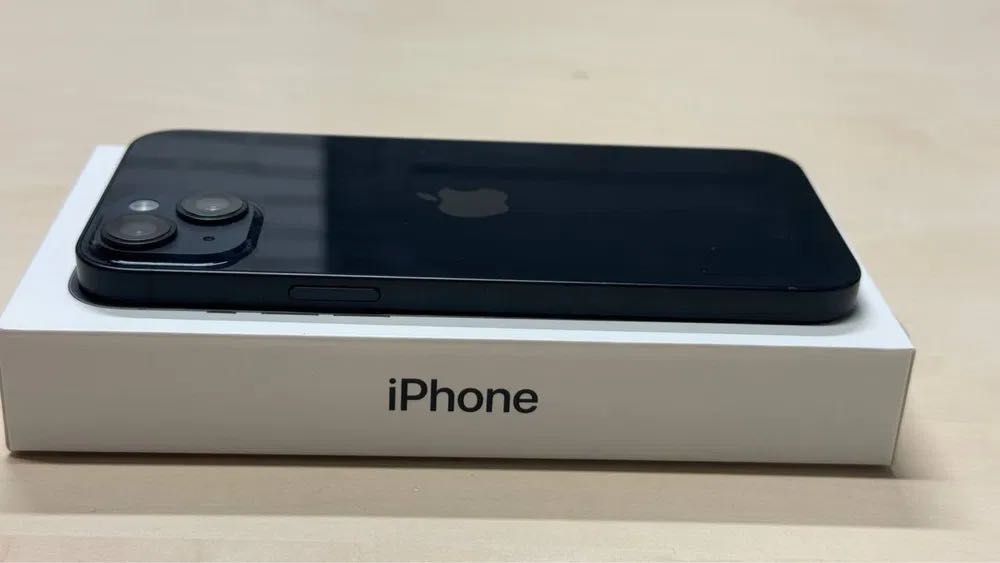 Продам iPhone 14 айфон 14