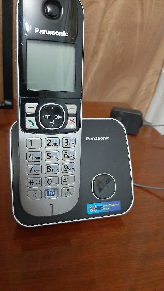 Радиотелефон  PANASONIC KX TG 6811 RUM