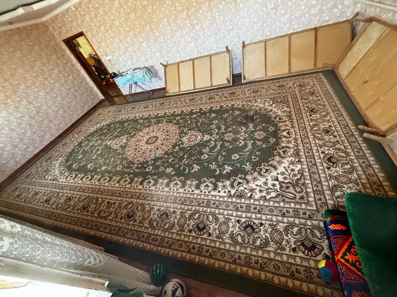 Кілем сатылады бағасы 30000