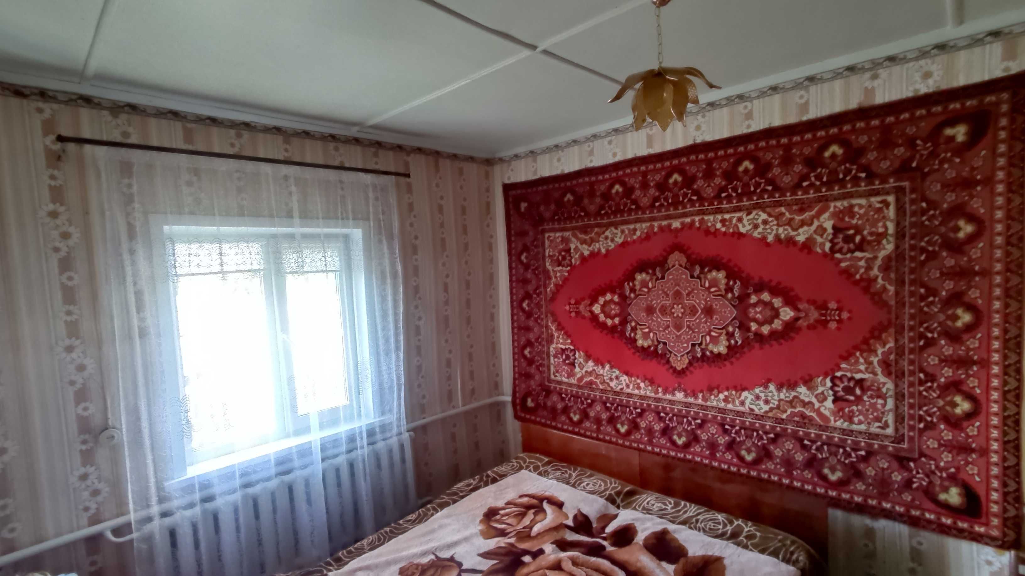 Большой шпальный дом