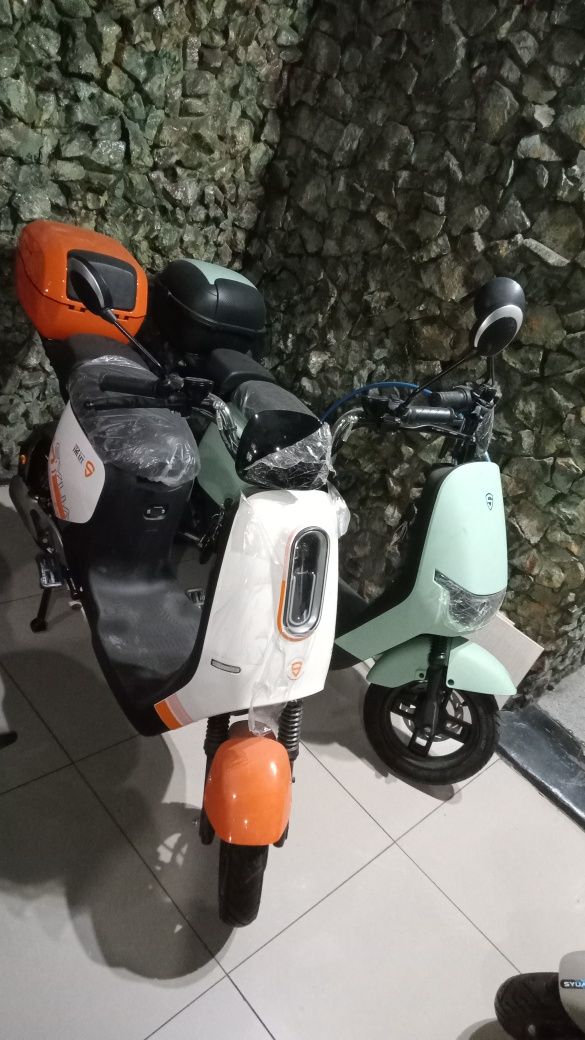 Продам электроскутеры
