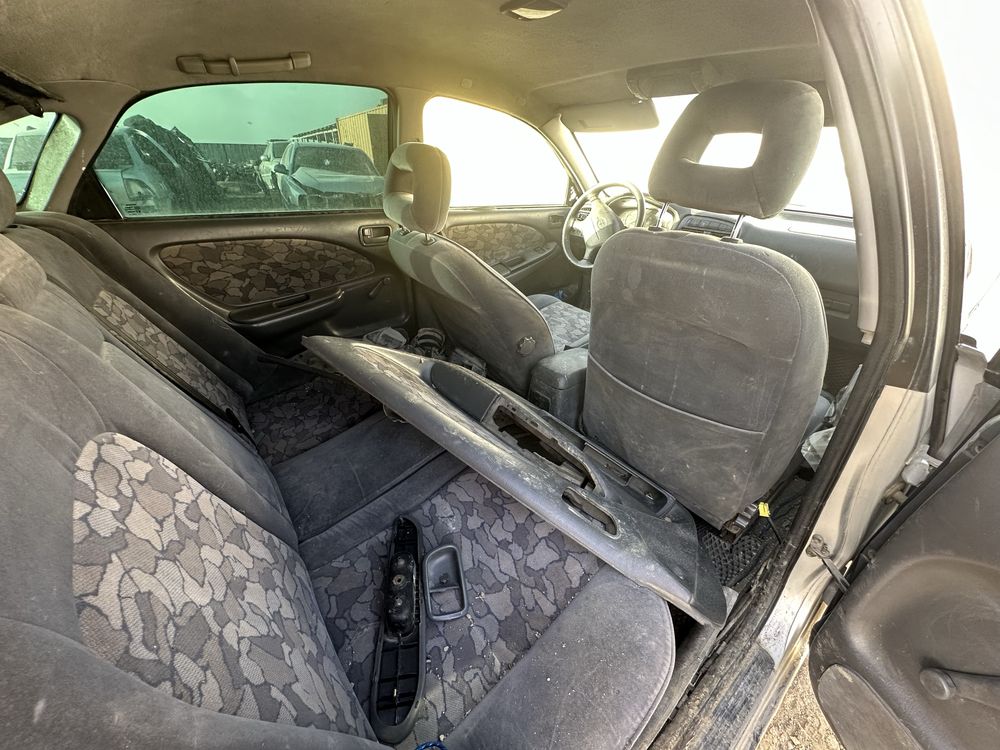Avensis Авенсис 1999, 1.6, механика по запчастьям!!
