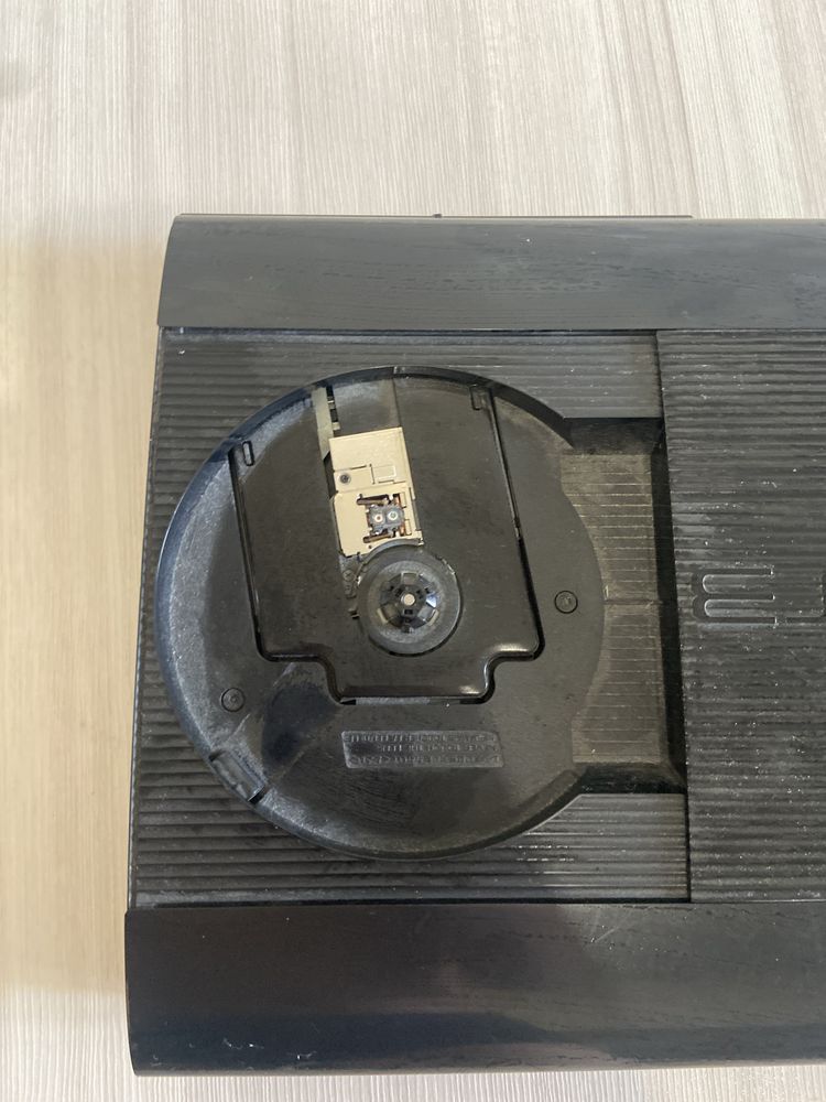 PlayStation 3 Pro + 30 игр + геймпад — Отличное состояние!