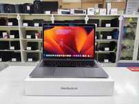 MacBook Air 2020 (M1, 8 ядер, 256 Gb SSD, 8 Gb DDR4)