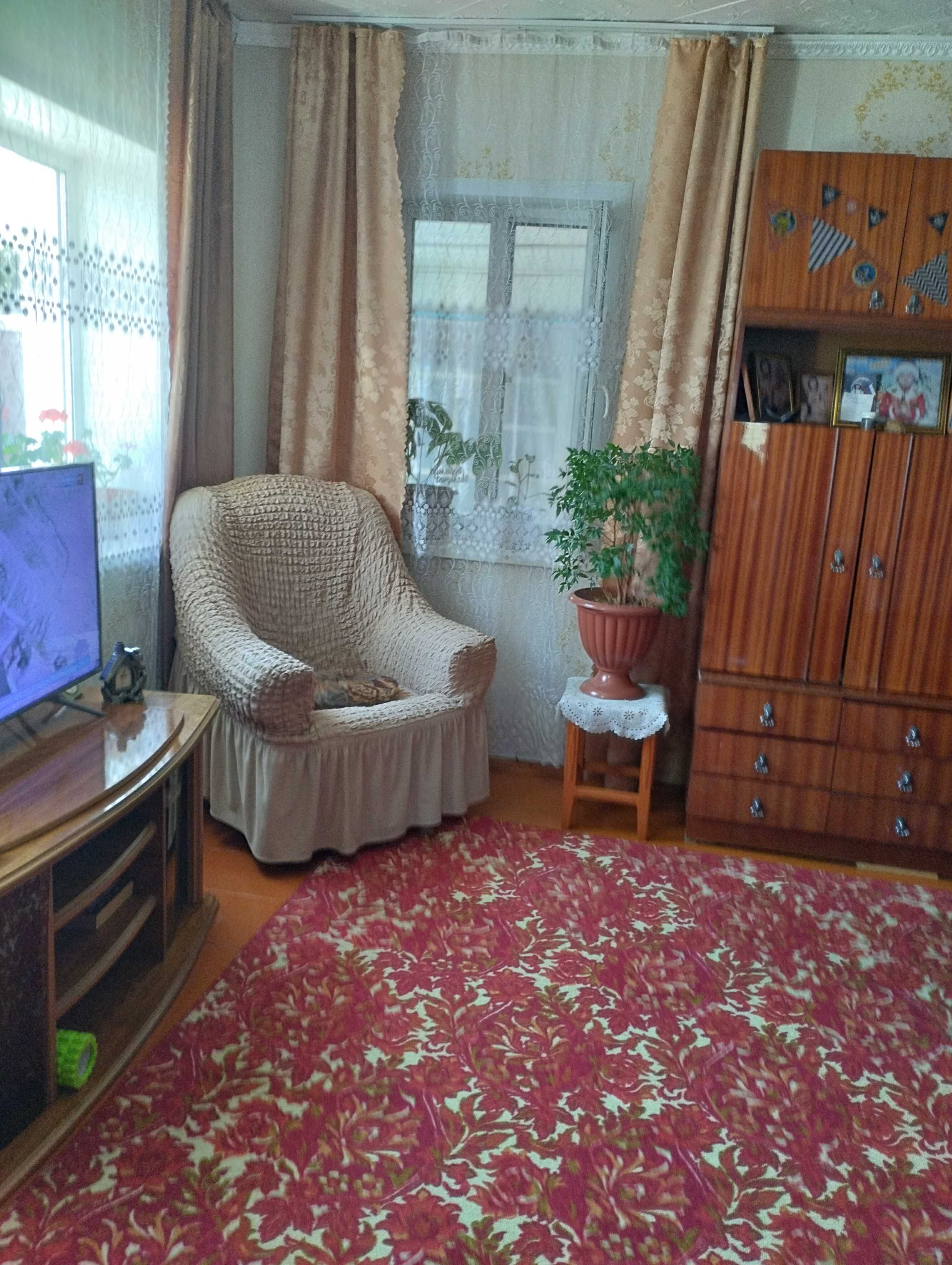 Продам   Кирпичный дом 3 комнаты +кухня