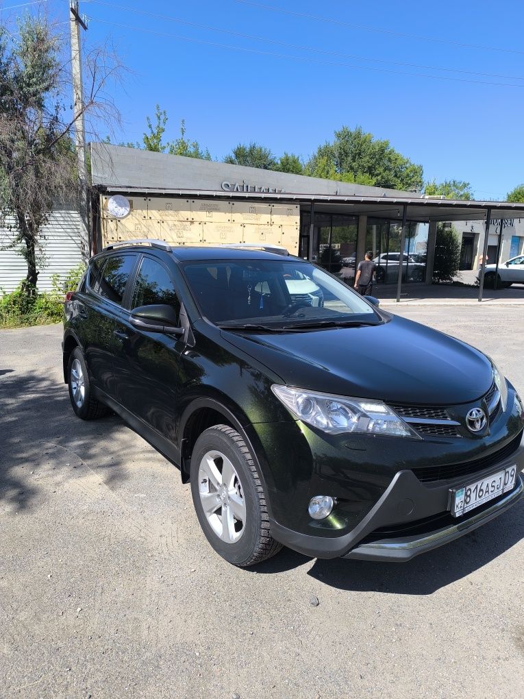 Продам Toyota RAV4 2014г.в.