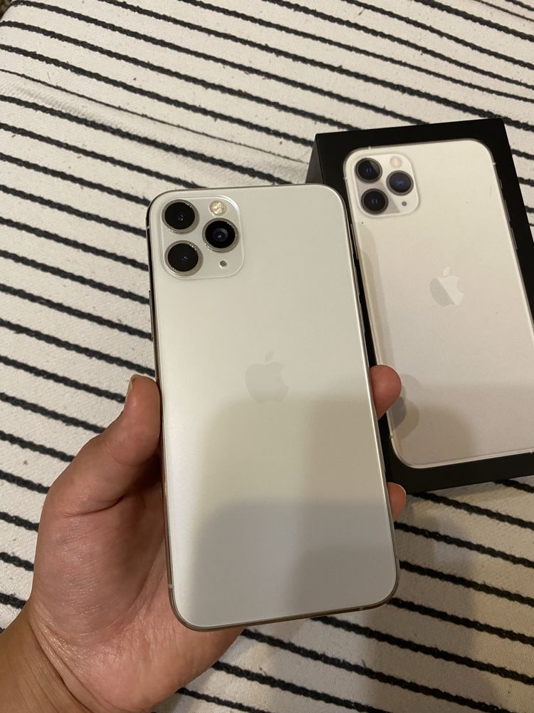 iPhone 11Pro 64гб Apple