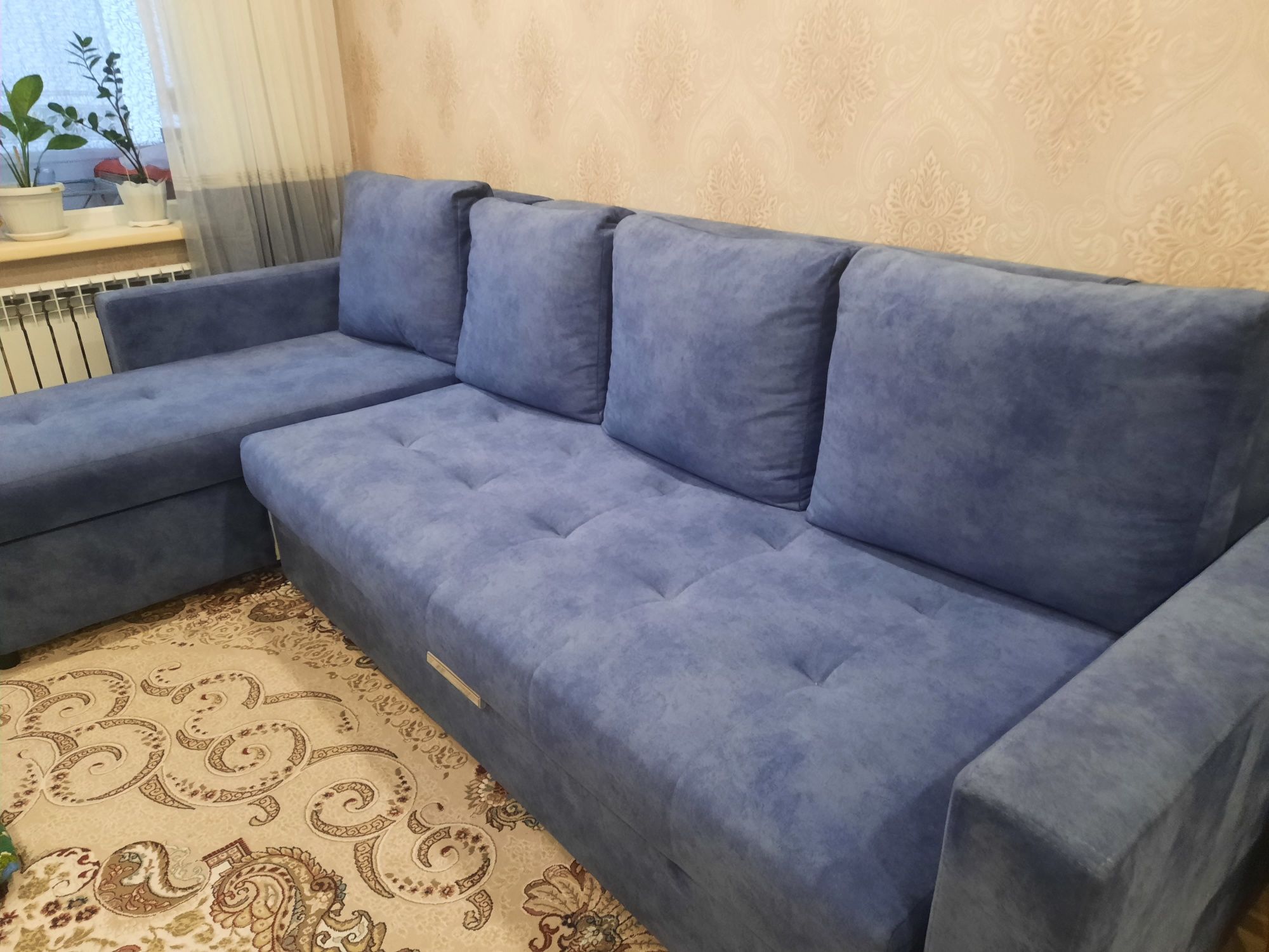 Продам диван. В отличном состоянии