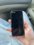 Продам iphone 7 в хорошем состоянии