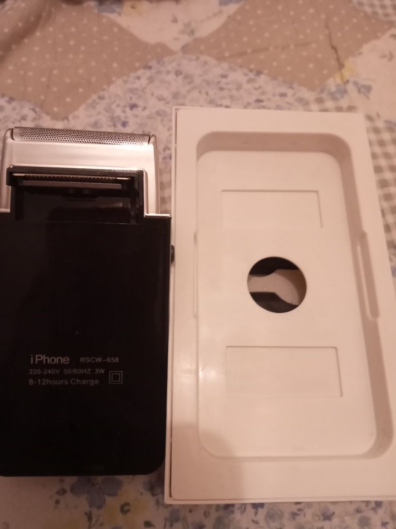 Электрическая бритва iPhone