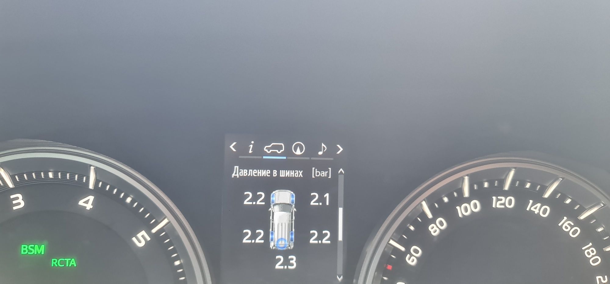 Land Cruiser-200