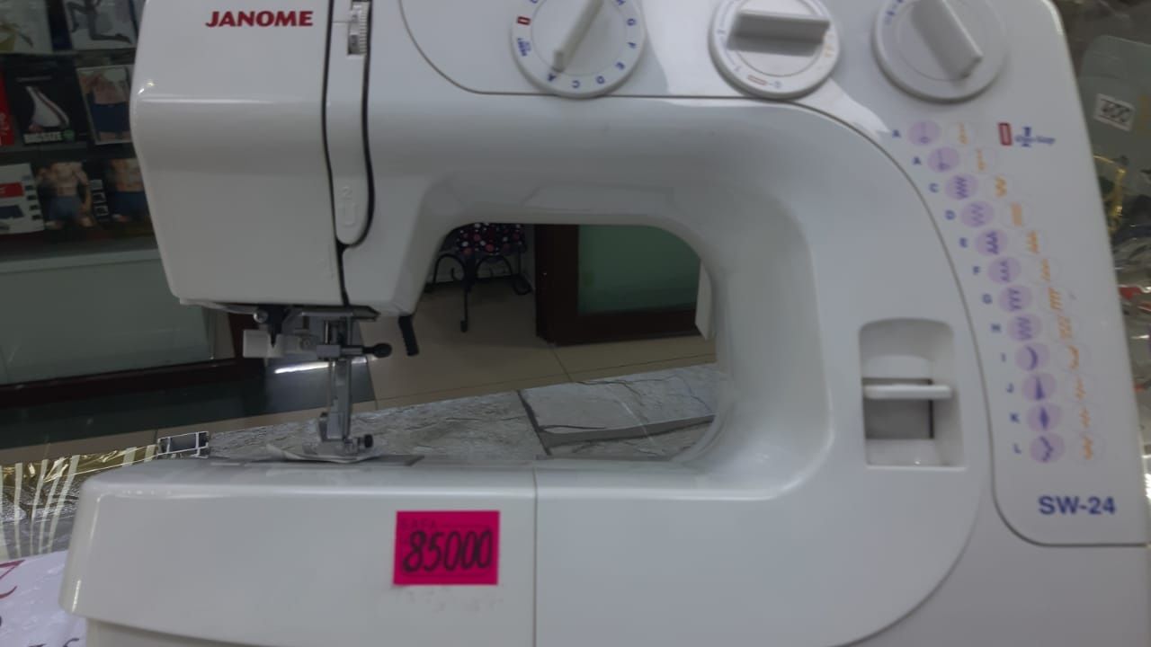 Продаётся новая швейная машинка Janome sw-24.Цена 85.000