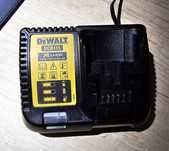 Оригинальное зарядное устройство DeWALT