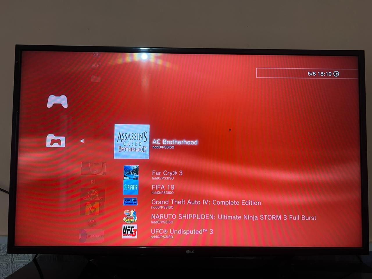 Playstation 3 в отличном состояние!