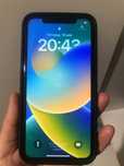 iPhone 11 черного цвета