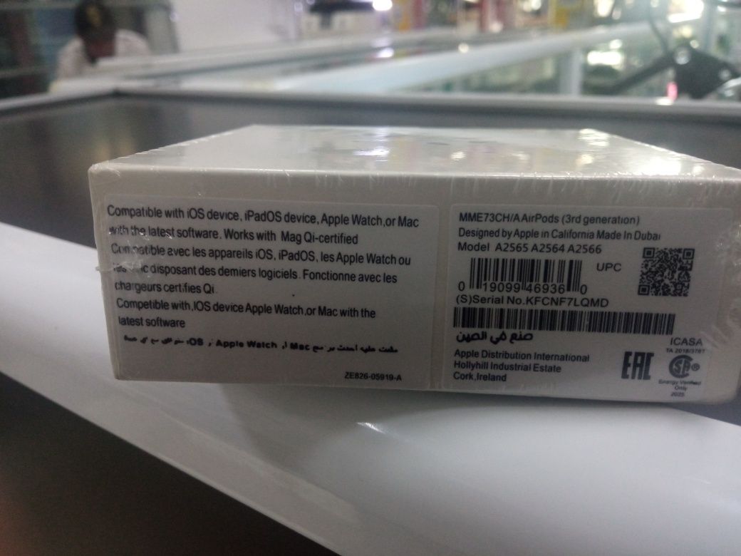 Продам Air Pods новая