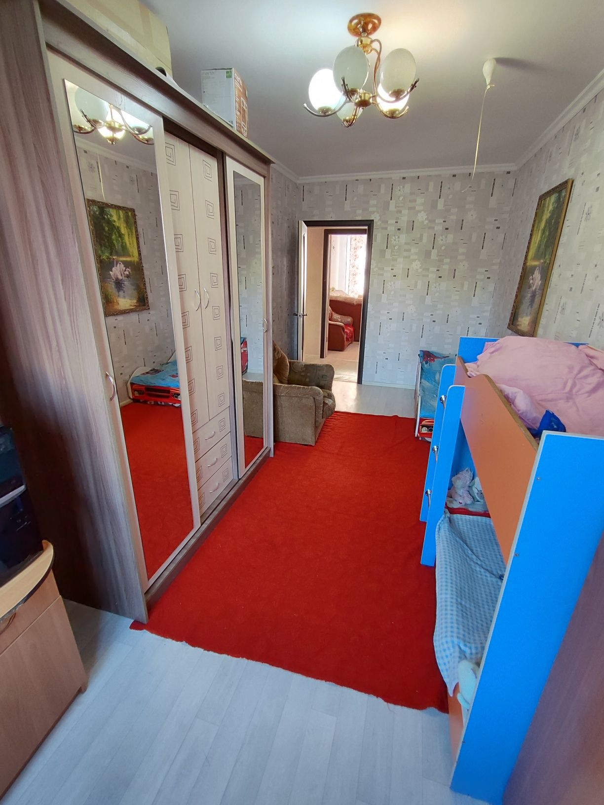 Продается 2-комн (3-25, 4 эт)