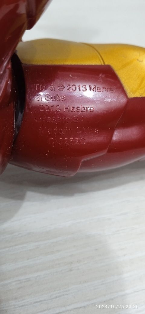 Продам Тони Старк Железный человек. Высота 30 см