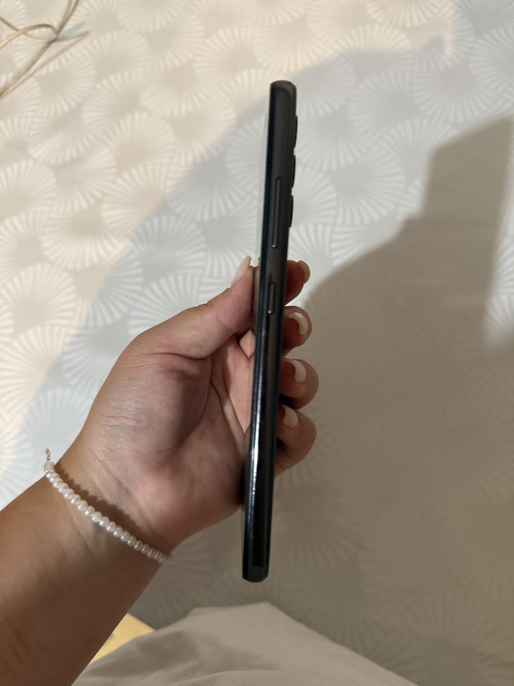 Samsung Galaxy A32 — 128 ГБ, хорошее состояние