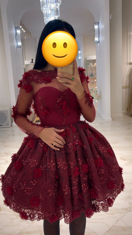 Продам шикарное , эксклюзивное платье от: Aelita Couture
